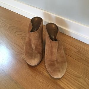 Cordani tan suede mules Sz 6